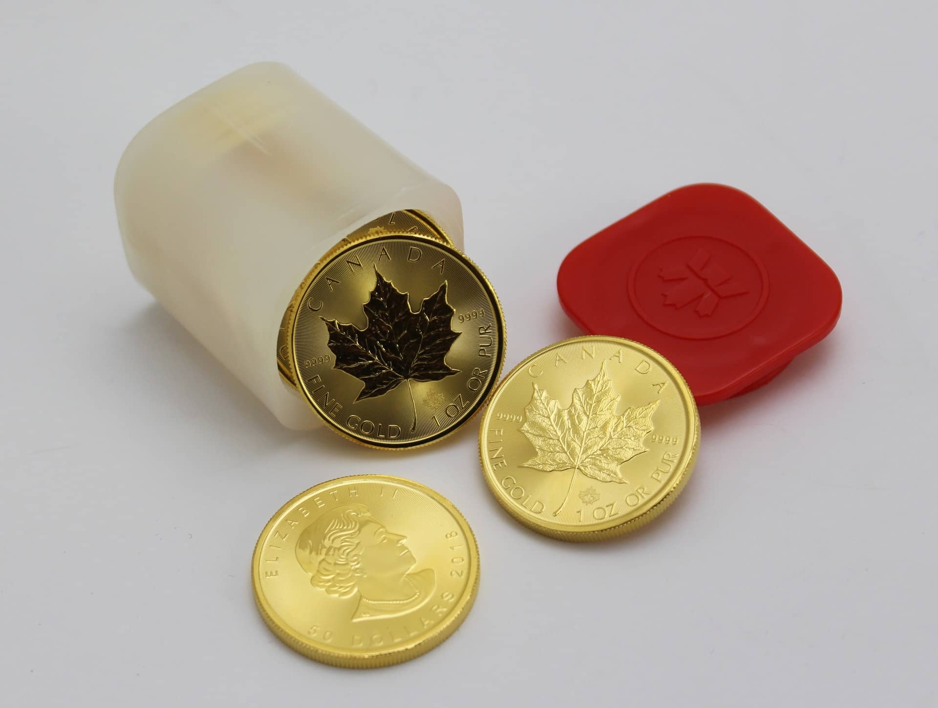 Canadian-gold-maple-leaf